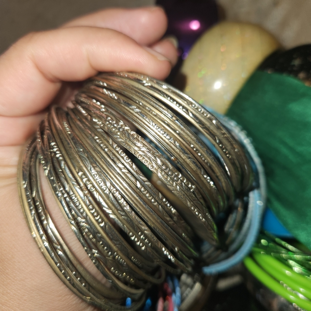 Bangles - Picture 2 of 3
